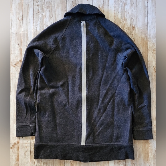 Lululemon SZ 8 Grey Yin To My Yang Cardigan Sweater Coat Jacket Athletic - Picture 2 of 8